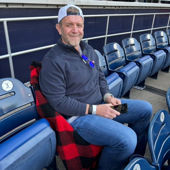 The Outdoor Cozy Chair Blanket