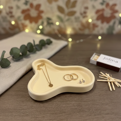 Jesmonite Clover Trinket Tray | Handcrafted Jewelry Dish