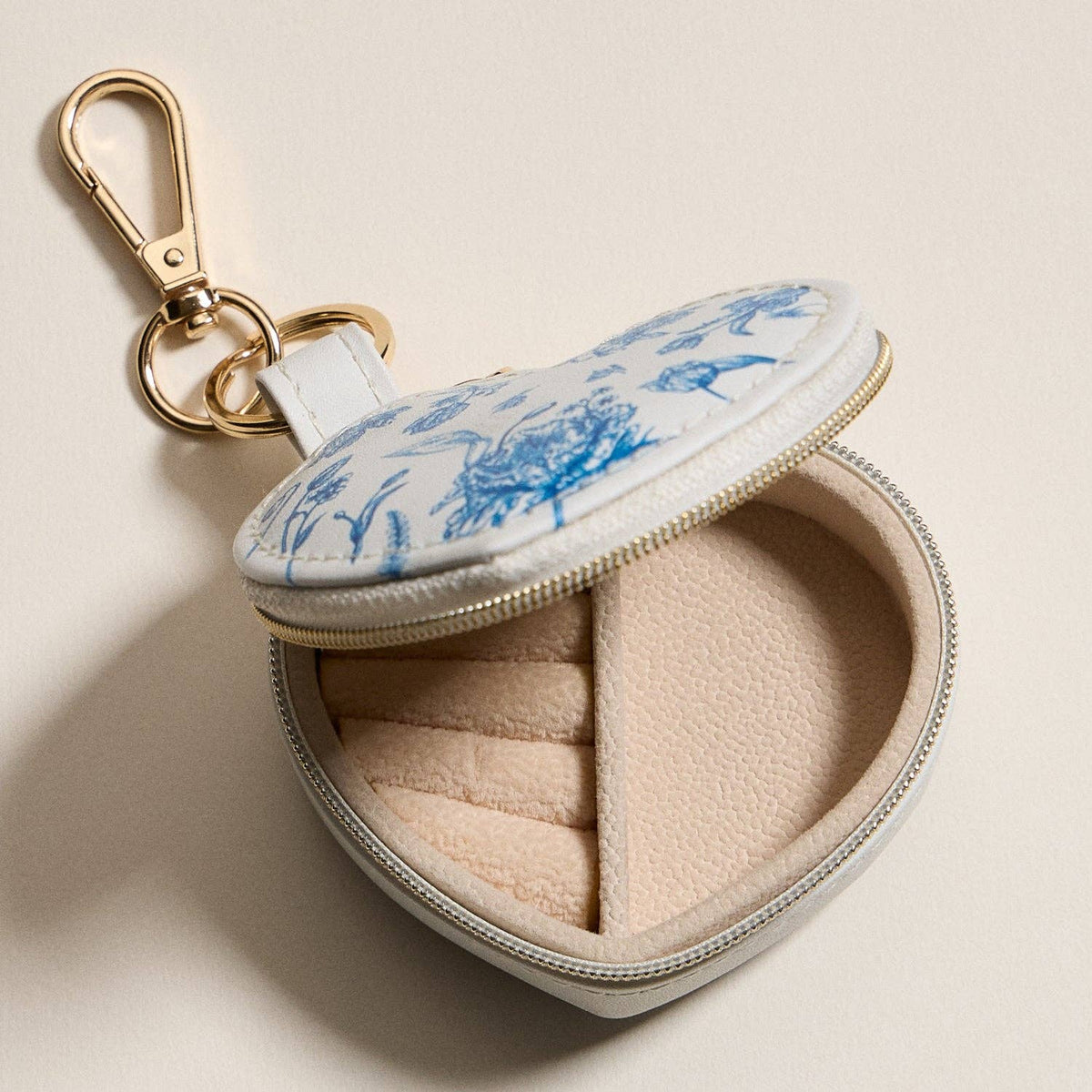 Heart-Shaped Jewelry Travel Case with Keychain | White & Blue Floral Print