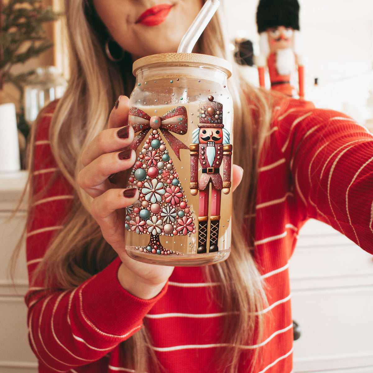 Nutcracker Glam 17oz